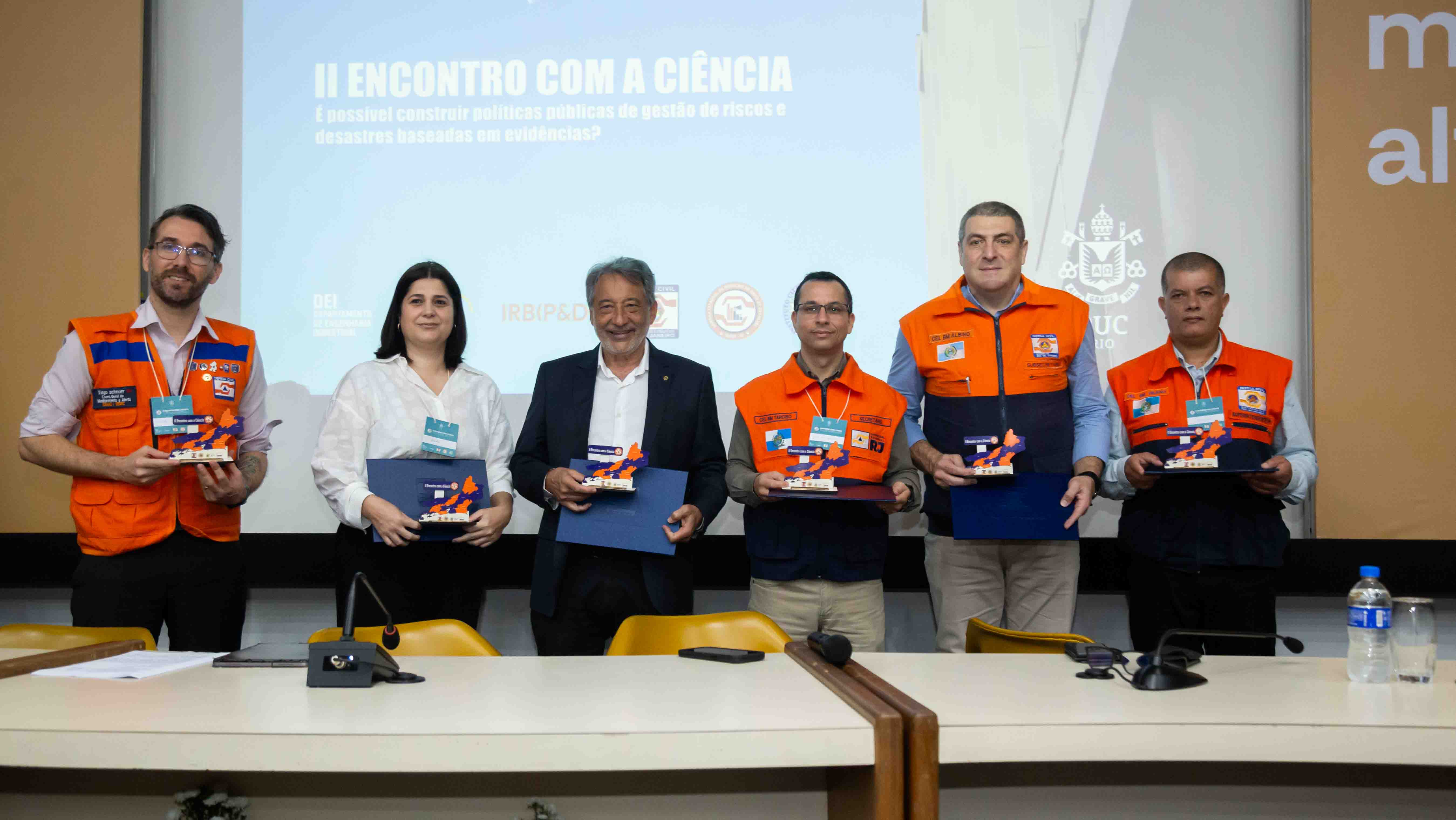 Plano Nacional incorpora lente cientfica